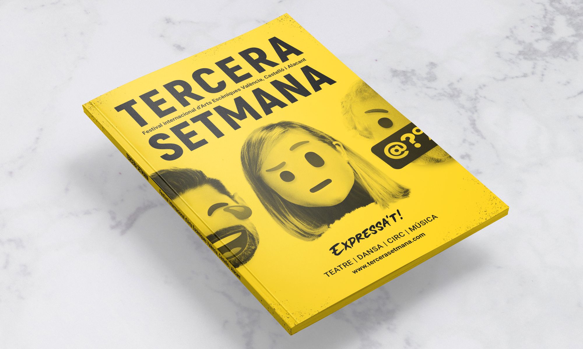 Book with the programming of the Tercera Setmana festival